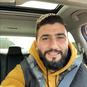 Meet your Posher, Nabil